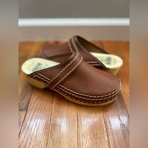 NWOB Simson Dutch Brown Leather Wood Clog Size EU 38/US 7